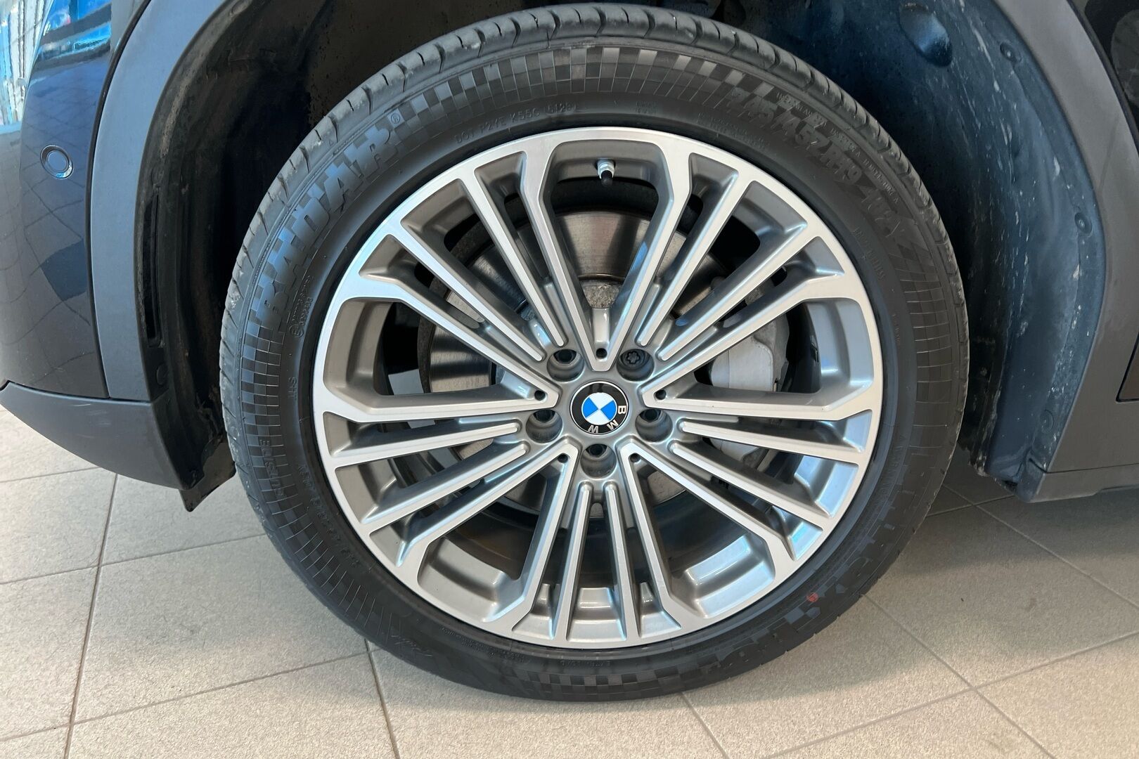 BMW X3 iso kuva 11