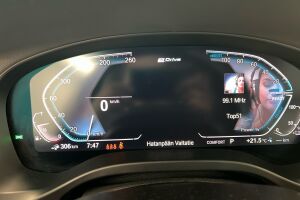 BMW X3 esikatselu 11