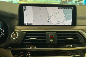 BMW X3 esikatselu 12