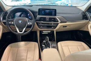 BMW X3 esikatselu 19