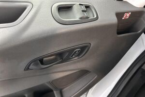 Ford Transit esikatselu 26