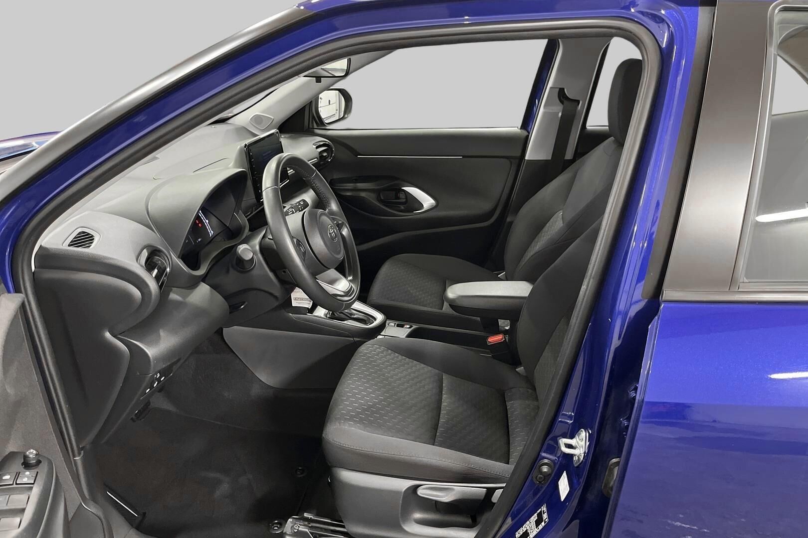 Toyota Yaris Cross iso kuva 8