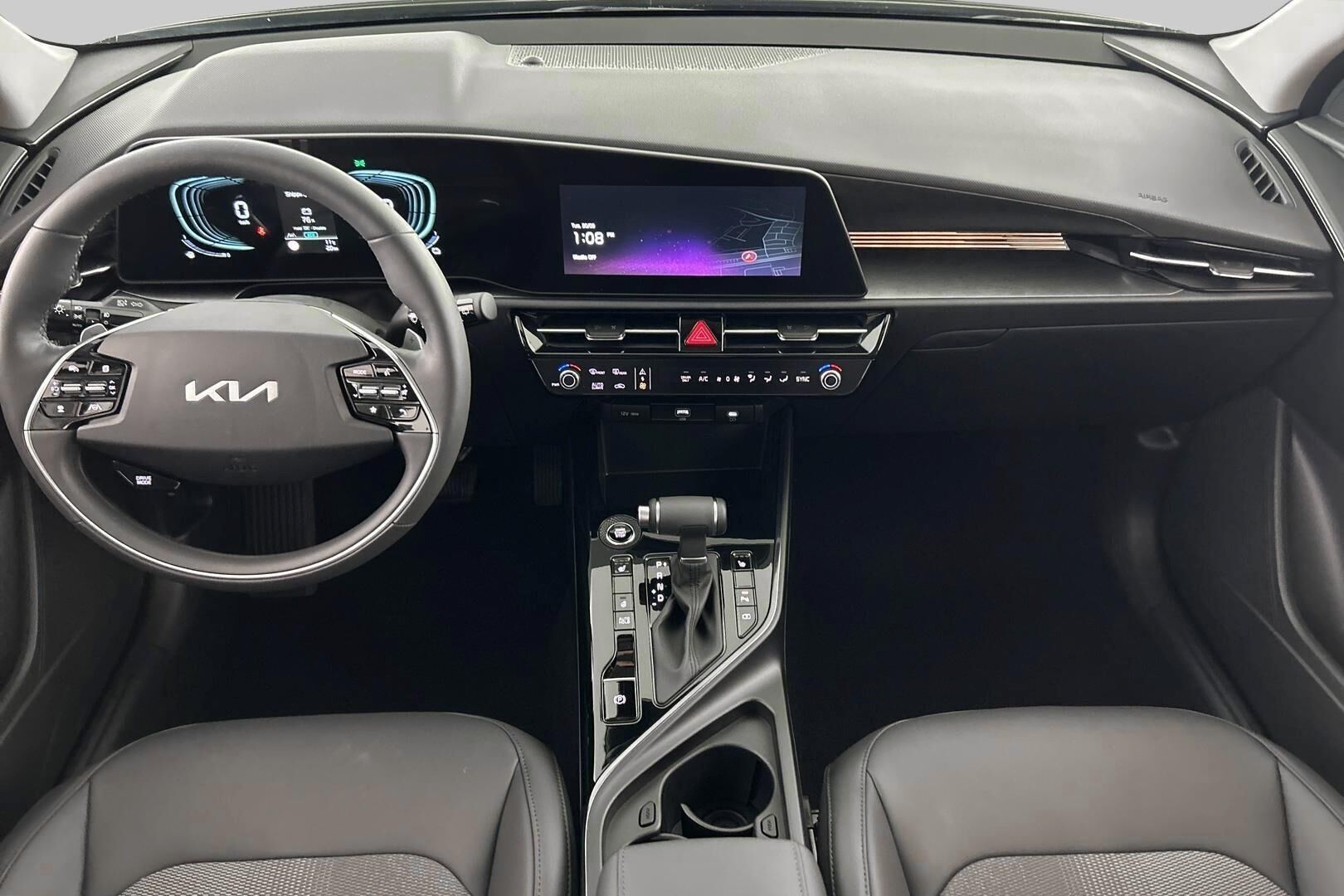 Kia Niro iso kuva 12