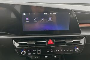 Kia Niro esikatselu 18