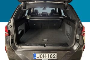 BMW X3 esikatselu 11