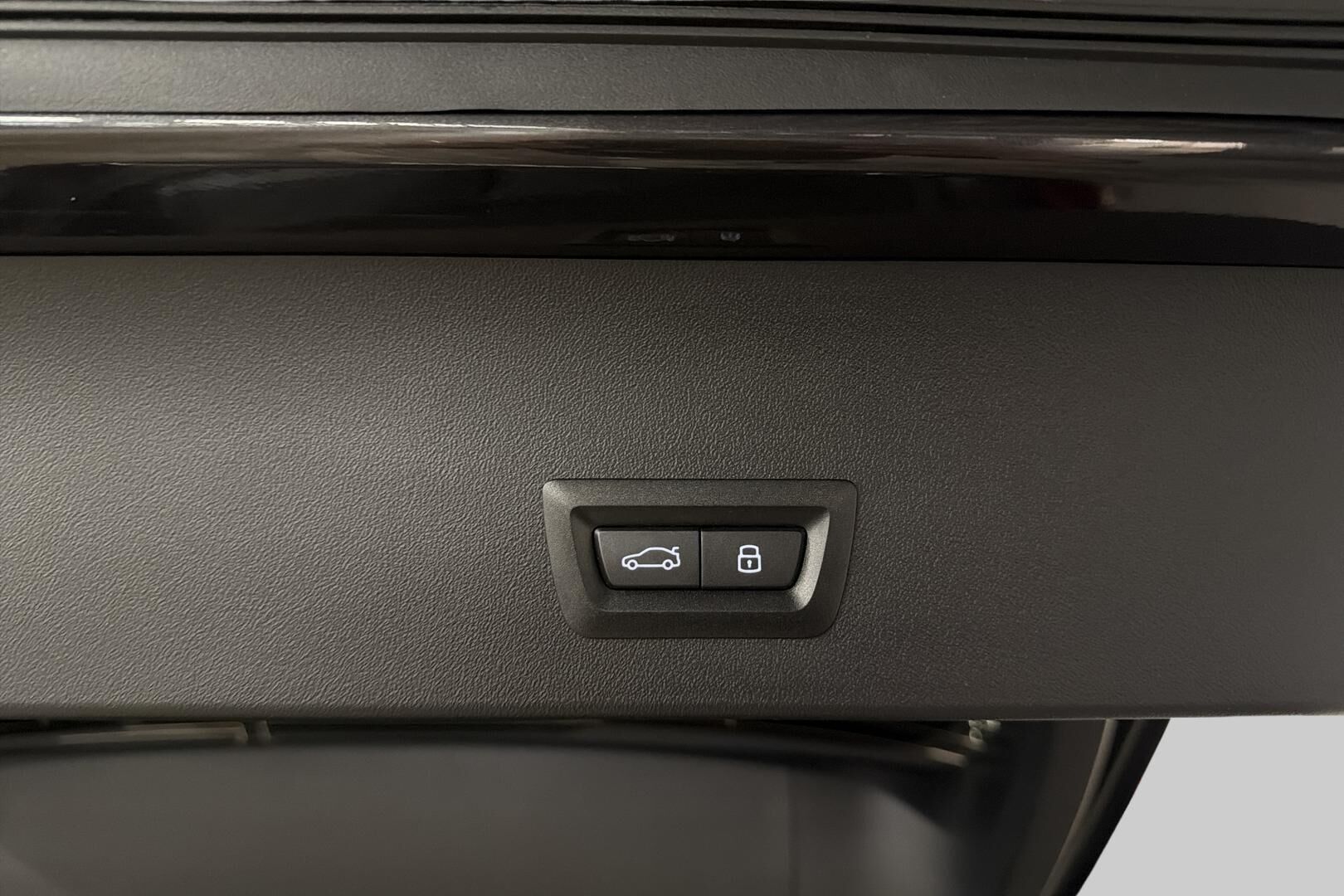 BMW X3 iso kuva 13