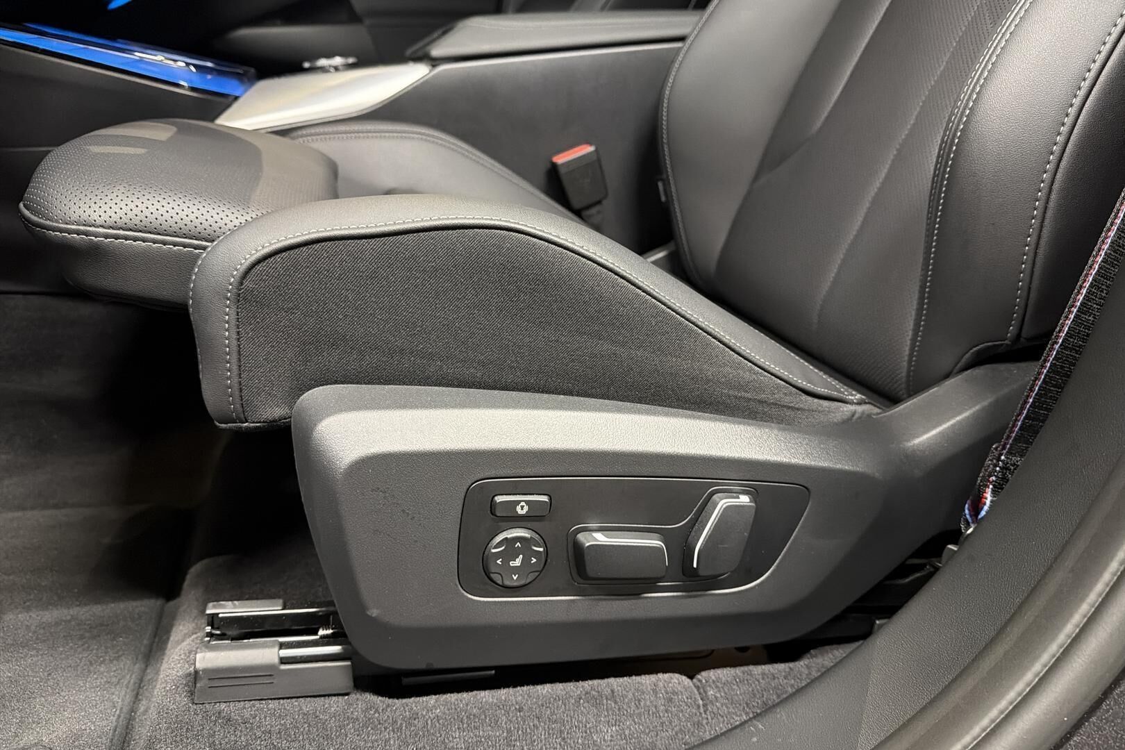 BMW X3 iso kuva 16