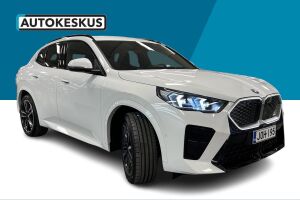 BMW iX2 esikatselu 20