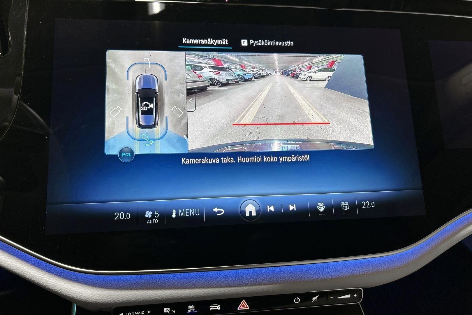 Mercedes-Benz E iso kuva 11
