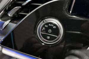 Mercedes-Benz E esikatselu 39