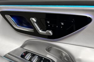 Mercedes-Benz E esikatselu 21