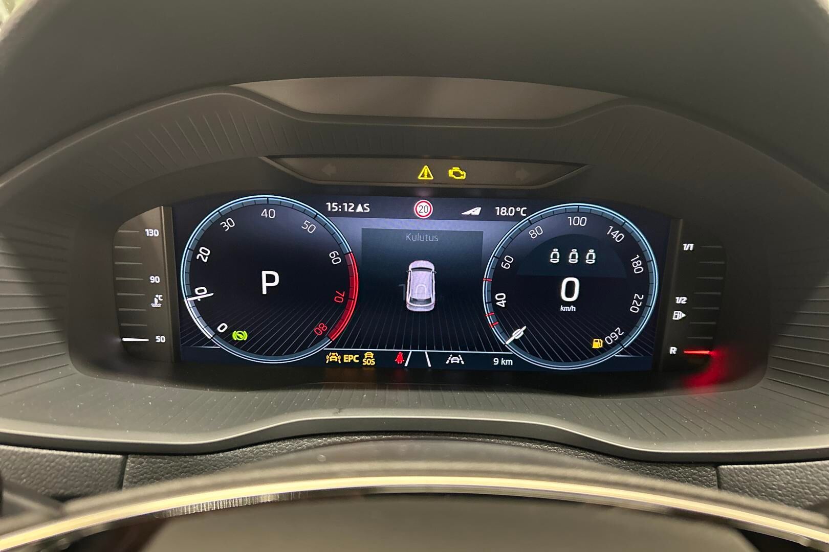 Skoda Karoq iso kuva 16