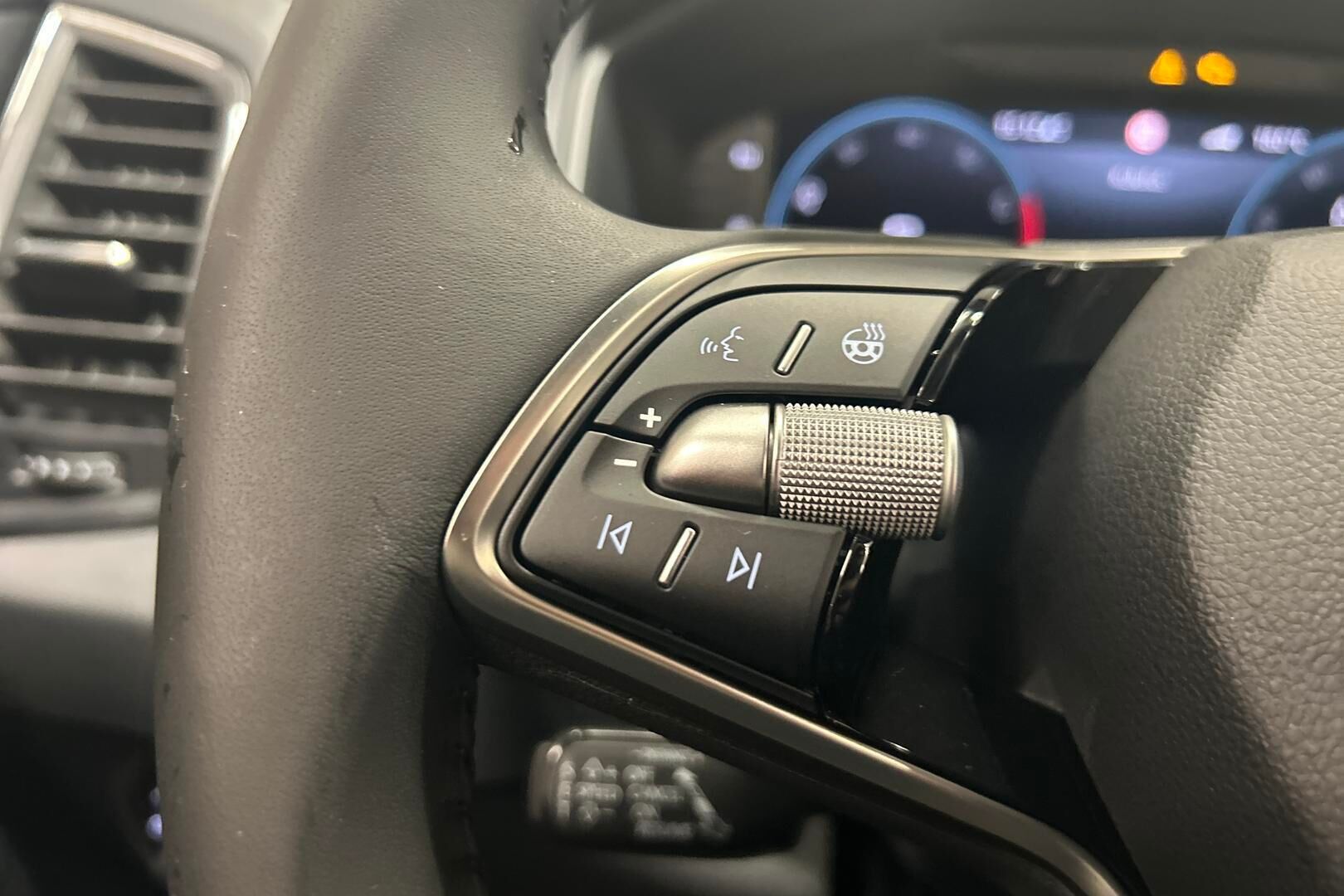 Skoda Karoq iso kuva 5