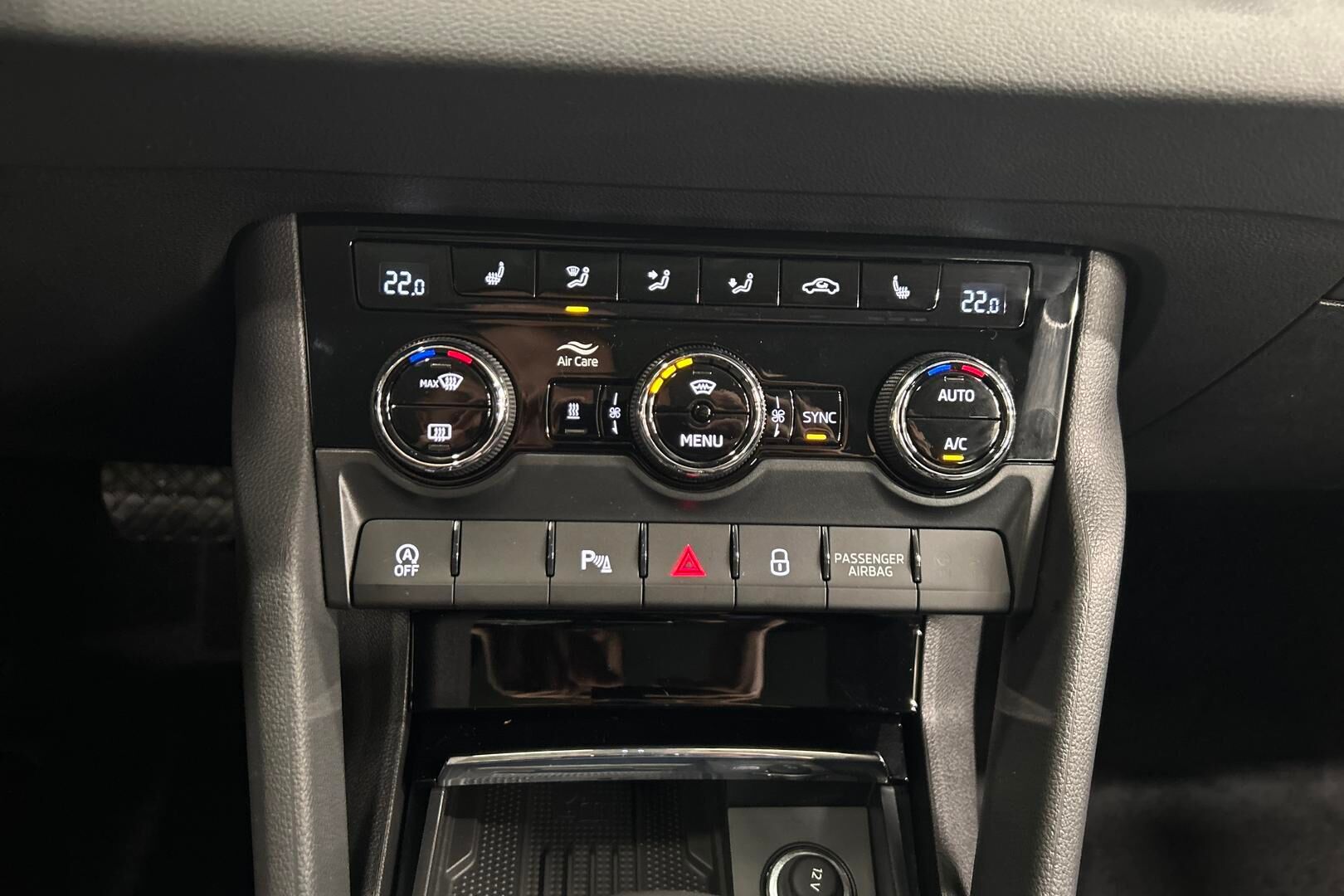 Skoda Karoq iso kuva 20