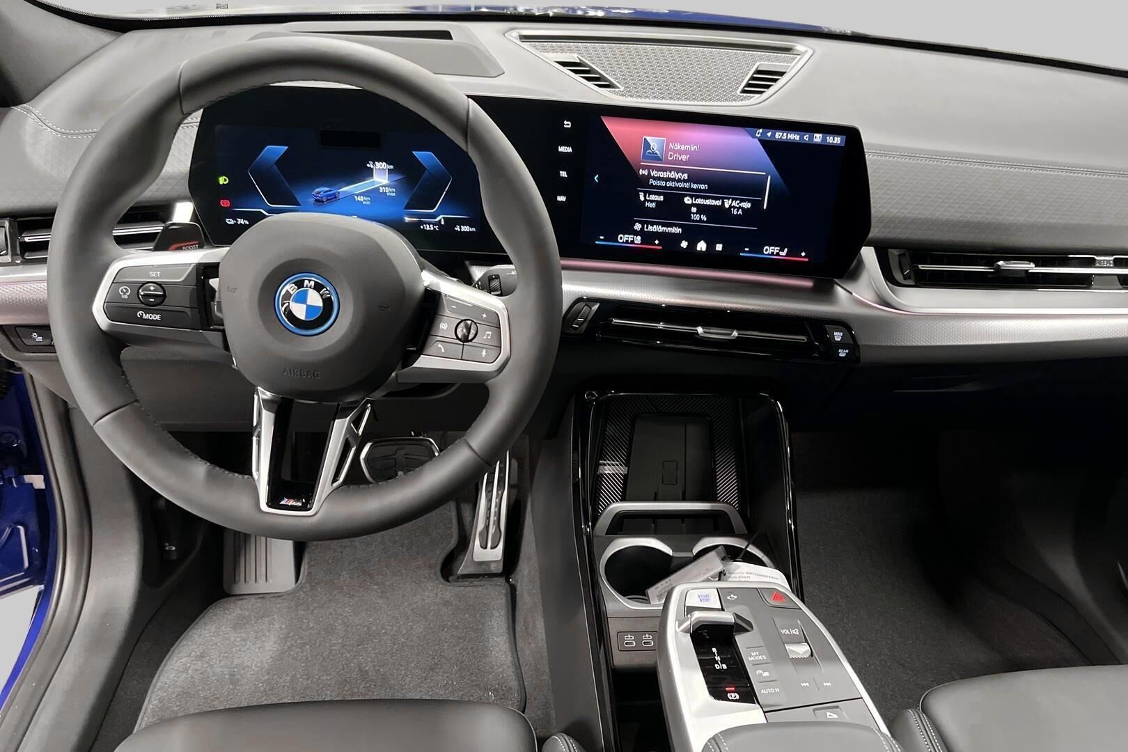 BMW iX2 iso kuva 10
