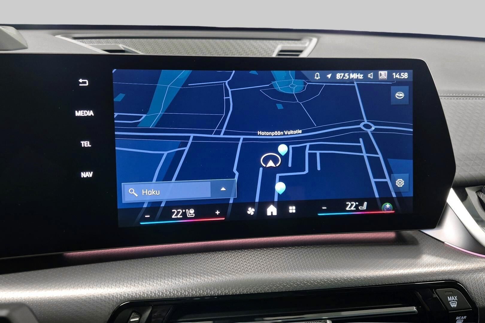 BMW iX2 iso kuva 14