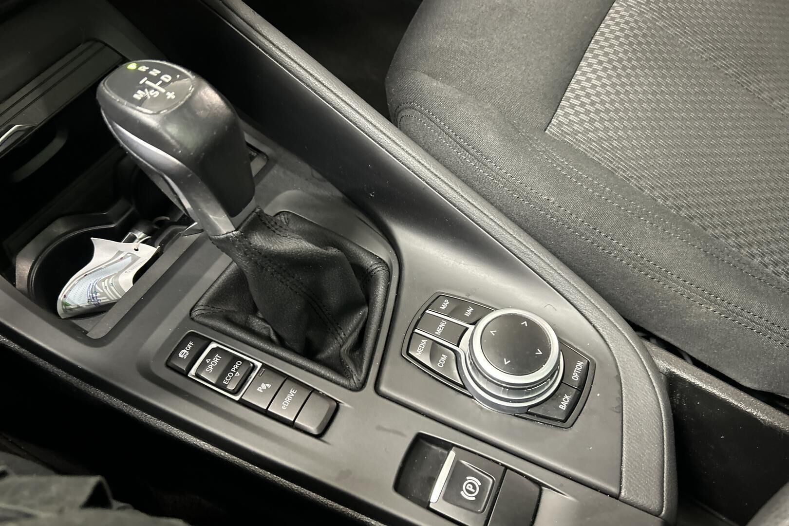 BMW X1 iso kuva 16