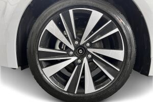 Toyota Corolla esikatselu 12