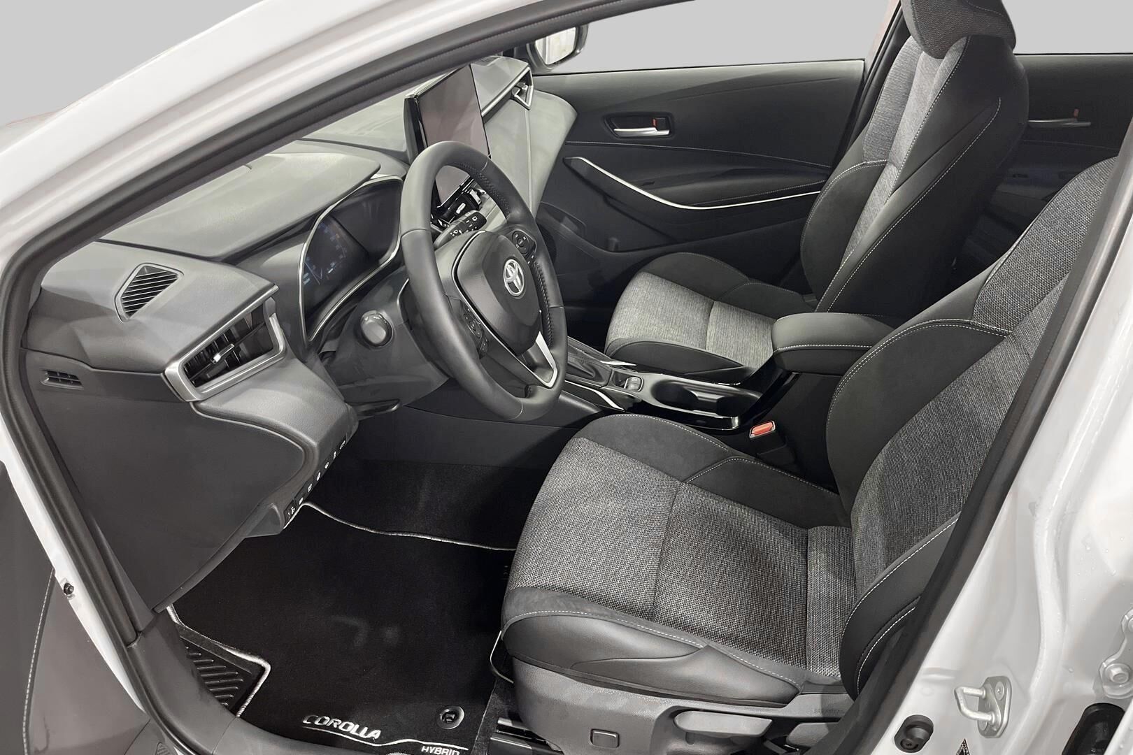 Toyota Corolla iso kuva 8