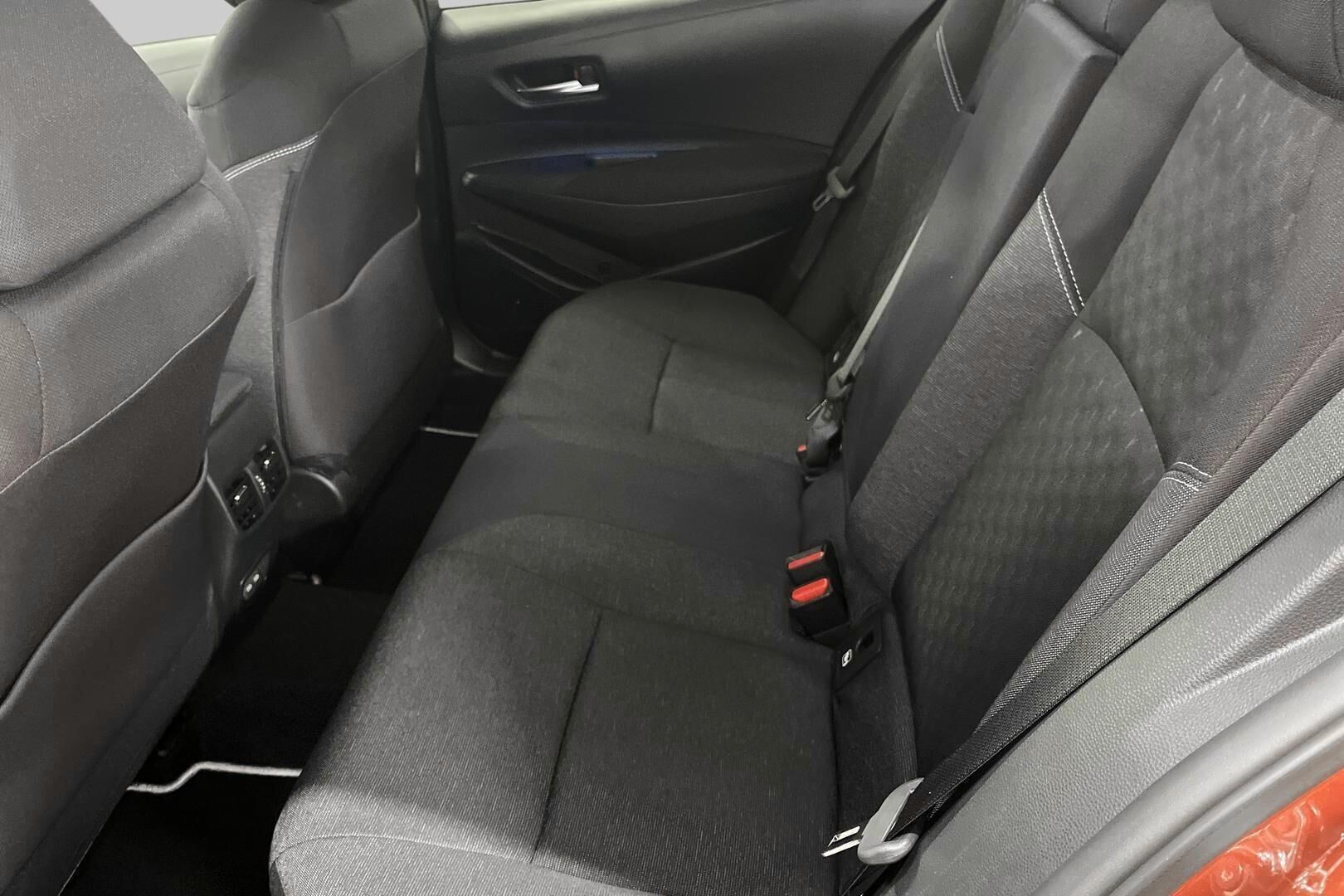 Toyota Corolla iso kuva 9