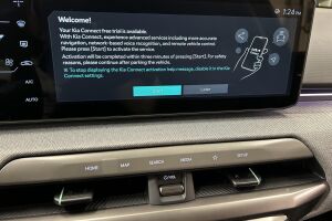 Kia EV4 esikatselu 16