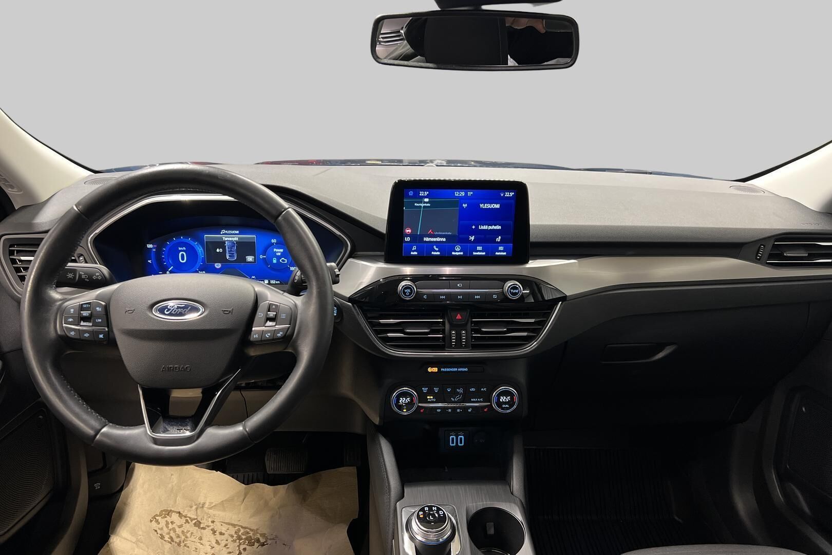 FORD KUGA iso kuva 12