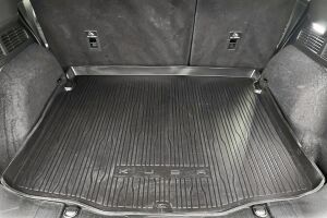 FORD KUGA esikatselu 12