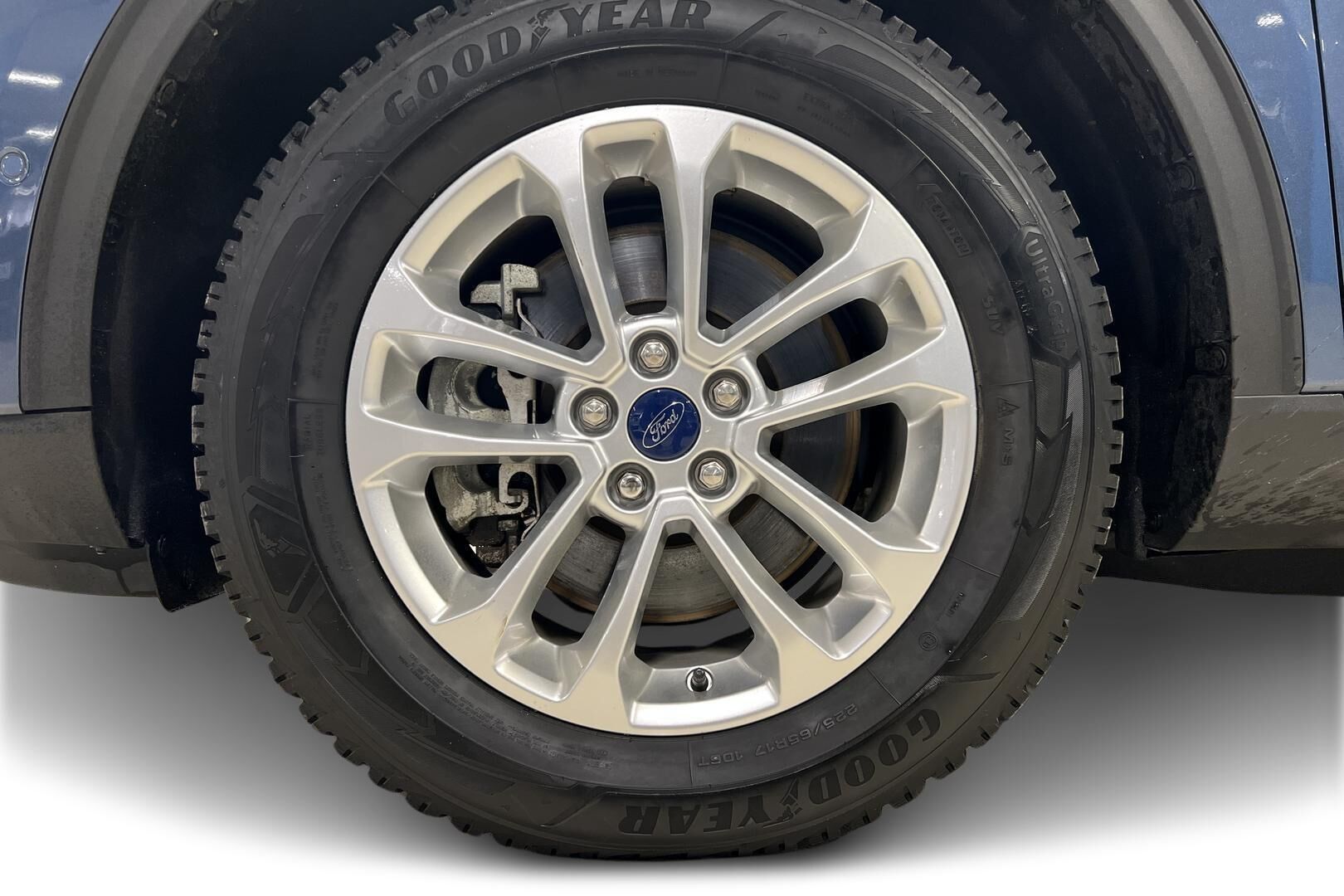 FORD KUGA iso kuva 13