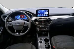 FORD KUGA esikatselu 2
