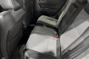 TOYOTA AURIS esikatselu 10