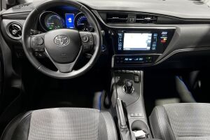 TOYOTA AURIS esikatselu 11