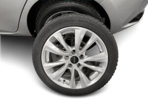 TOYOTA AURIS esikatselu 20