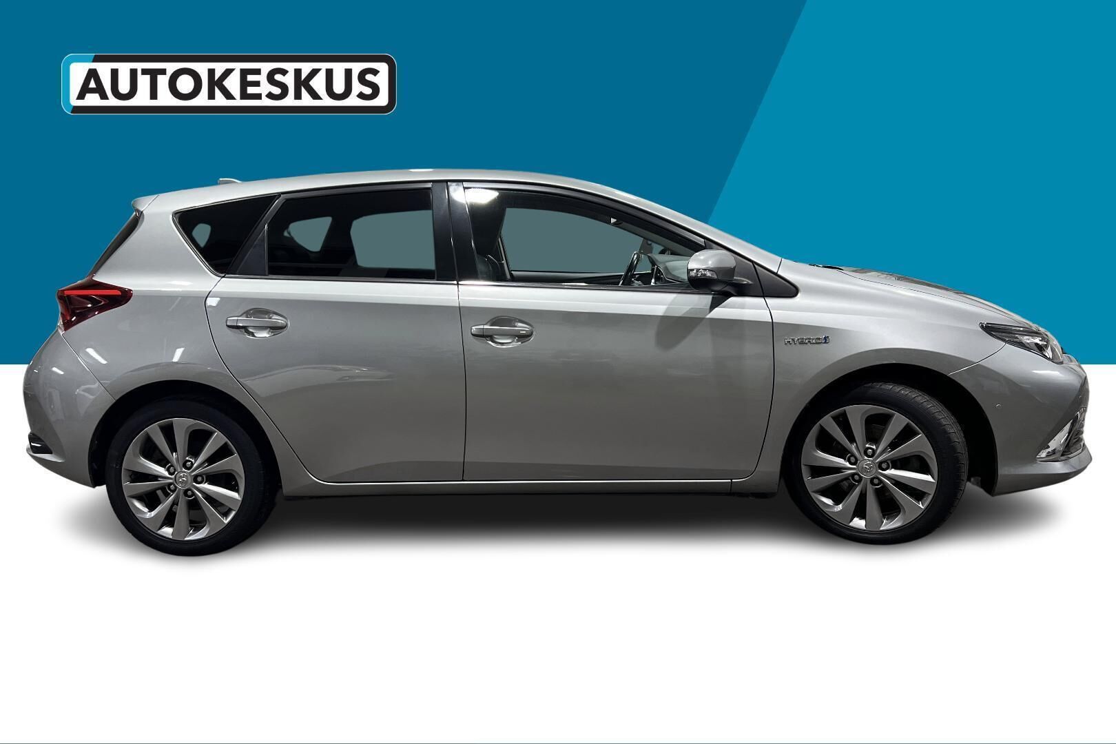 TOYOTA AURIS iso kuva 4