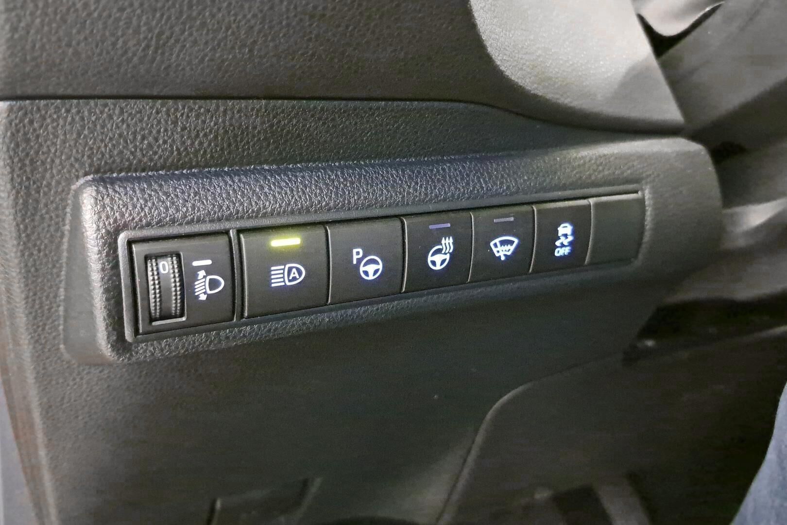 TOYOTA COROLLA iso kuva 4