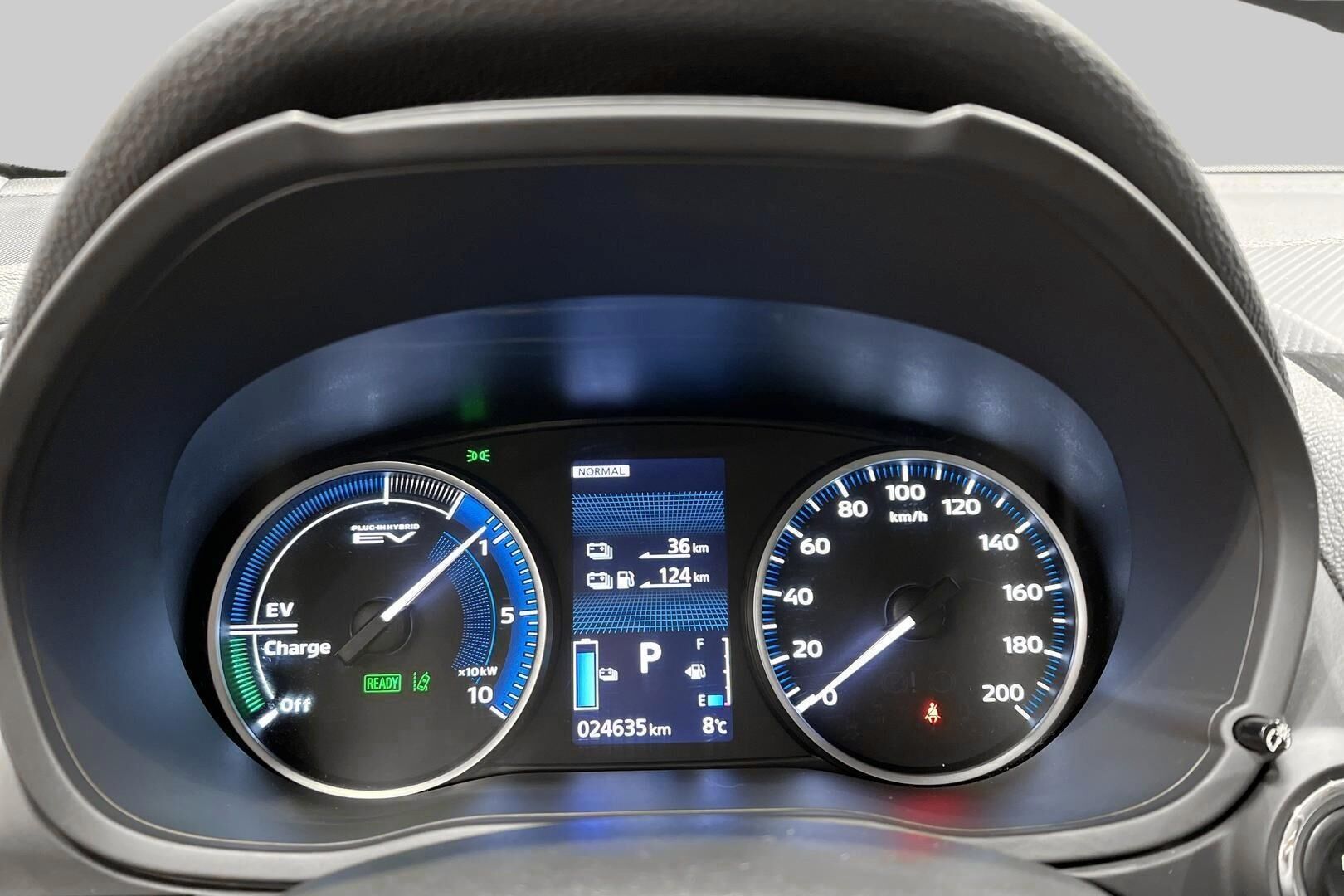 MITSUBISHI ECLIPSE CROSS iso kuva 9