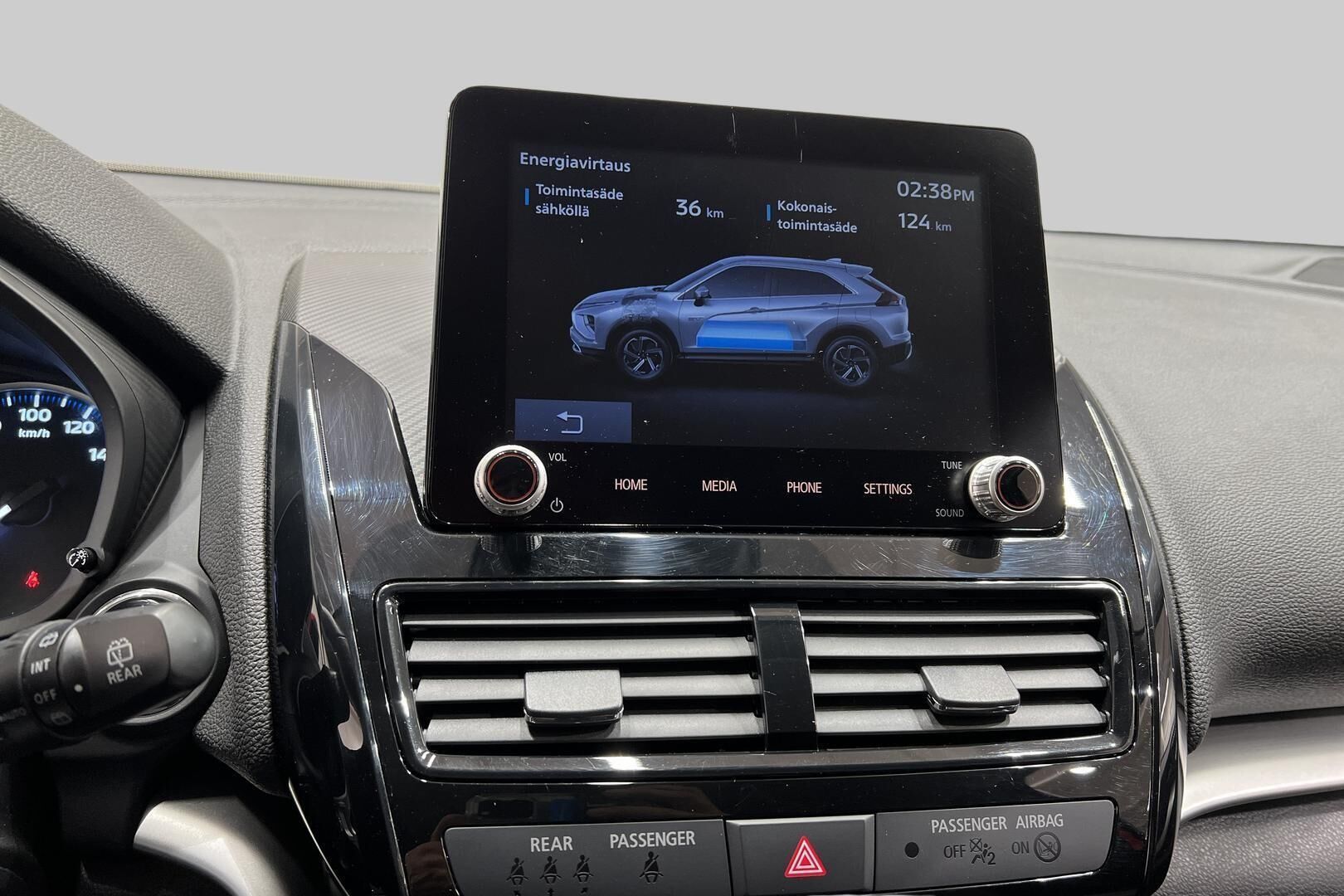 MITSUBISHI ECLIPSE CROSS iso kuva 30