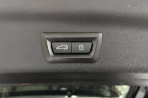 BMW IX1 esikatselu 14