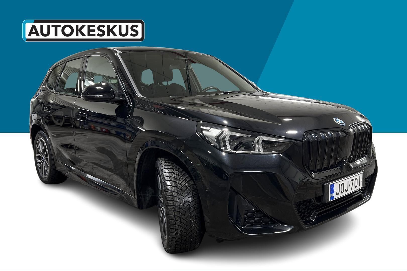 BMW IX1 iso kuva 2