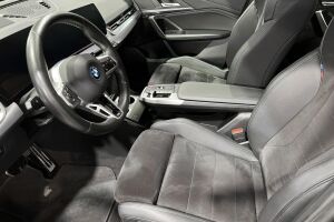 BMW IX1 esikatselu 8