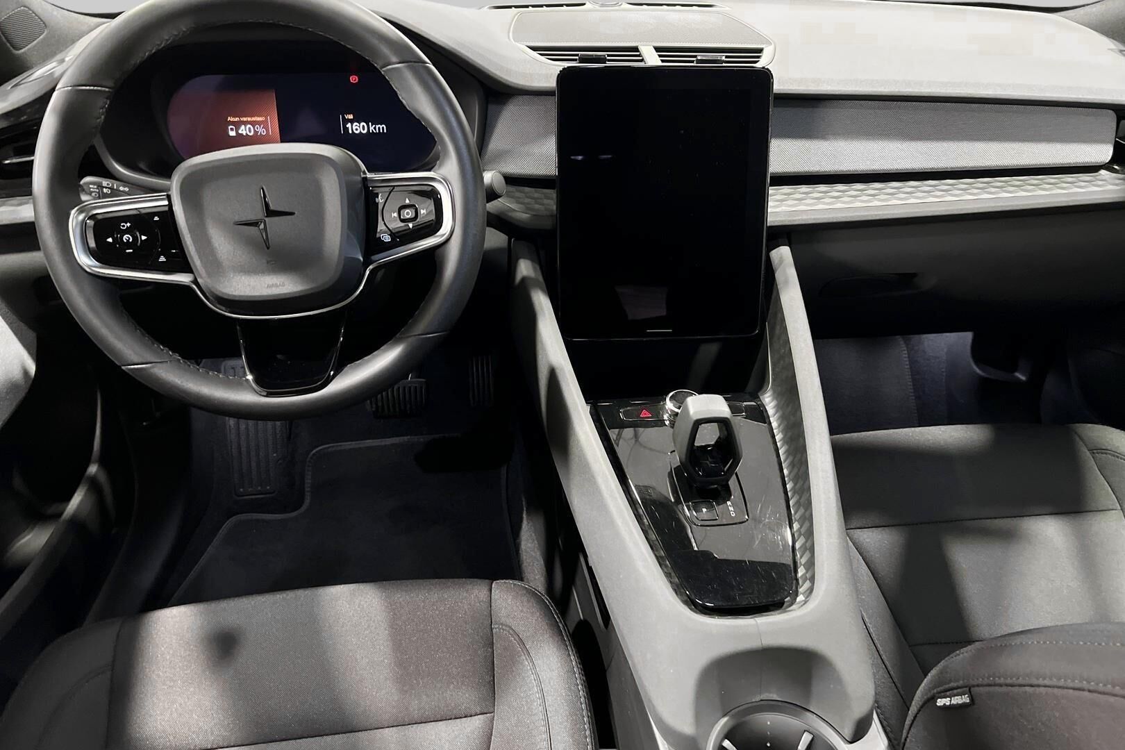 POLESTAR 2 iso kuva 11