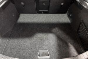 POLESTAR 2 esikatselu 10