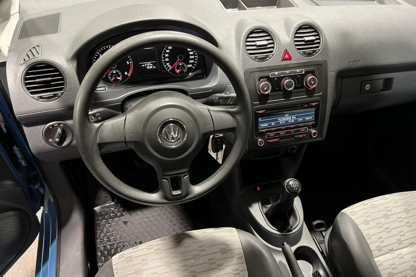 VOLKSWAGEN CADDY iso kuva 11