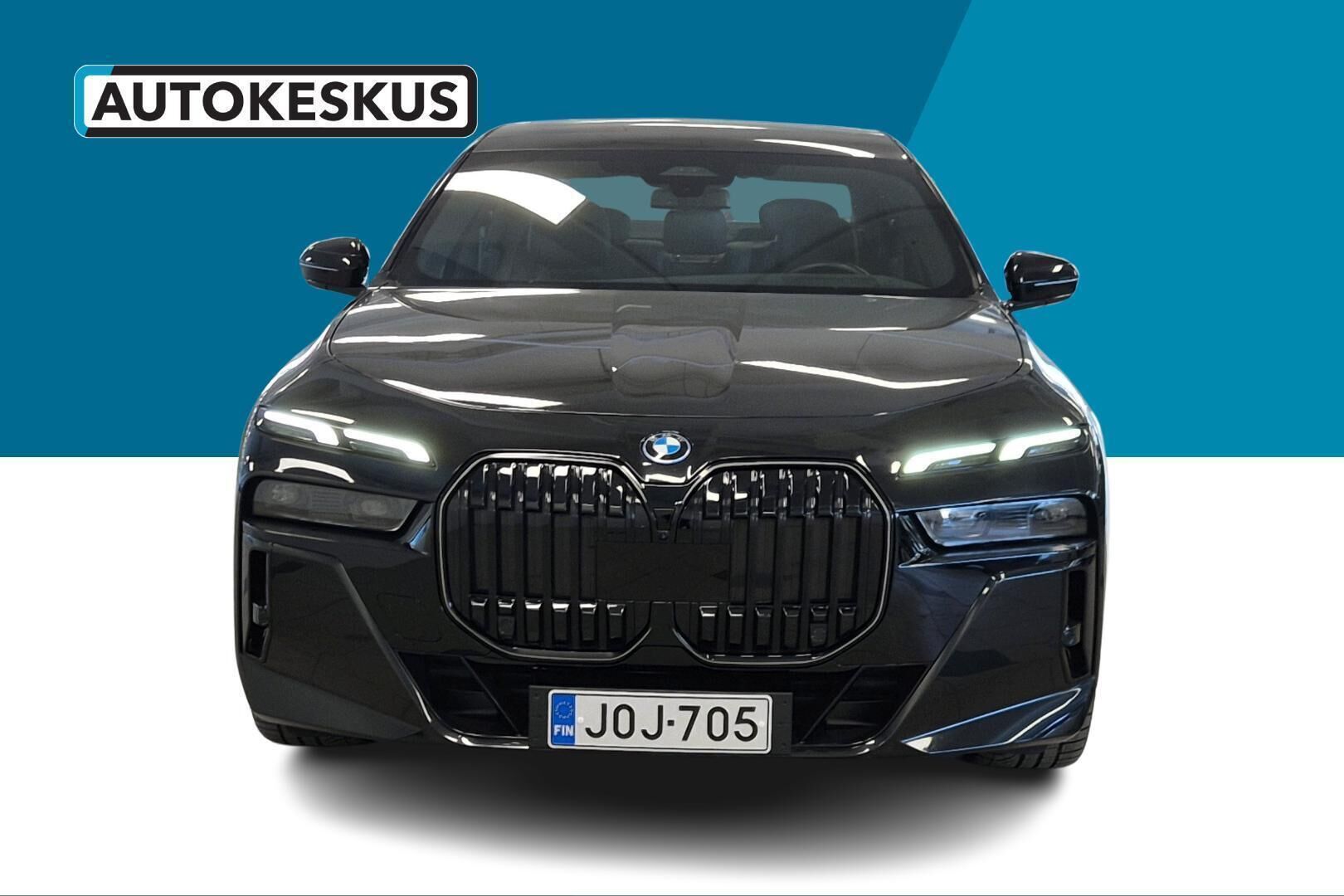 BMW I7 iso kuva 2