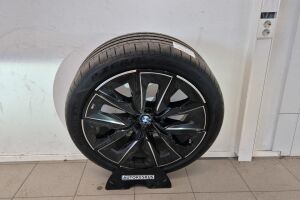 BMW I7 esikatselu 23
