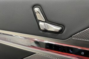 BMW I7 esikatselu 36