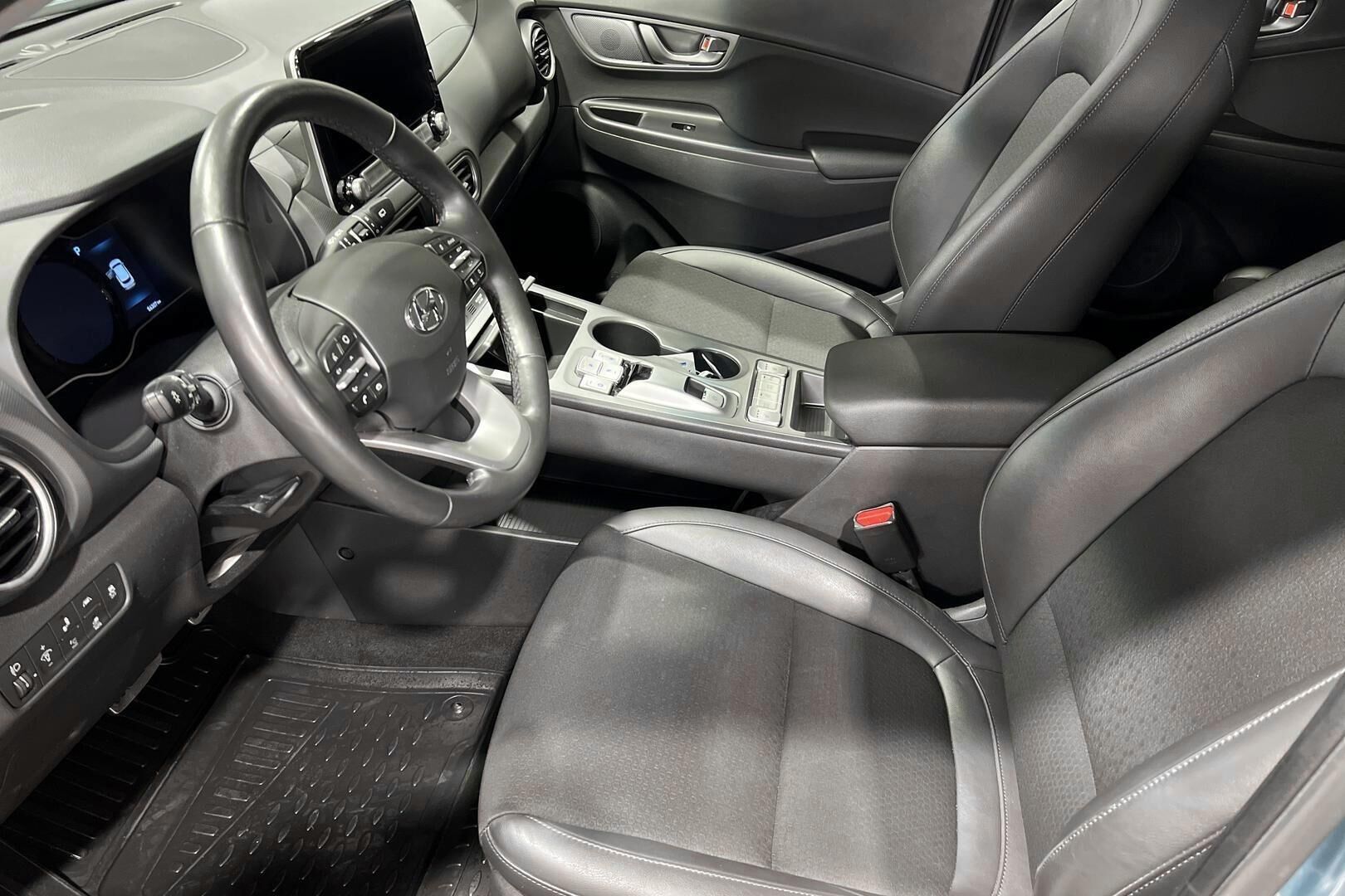 HYUNDAI KONA iso kuva 10