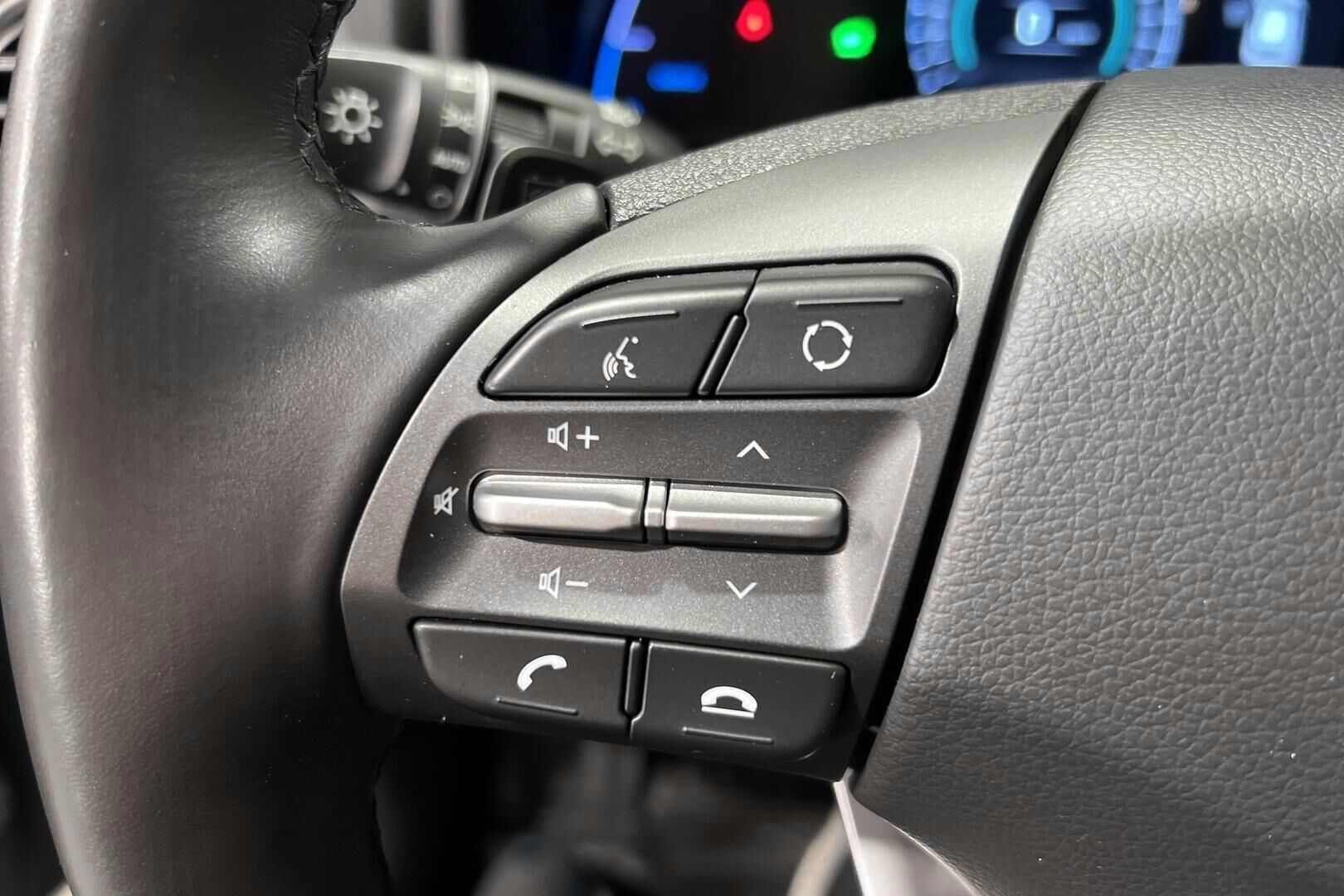 HYUNDAI KONA iso kuva 16