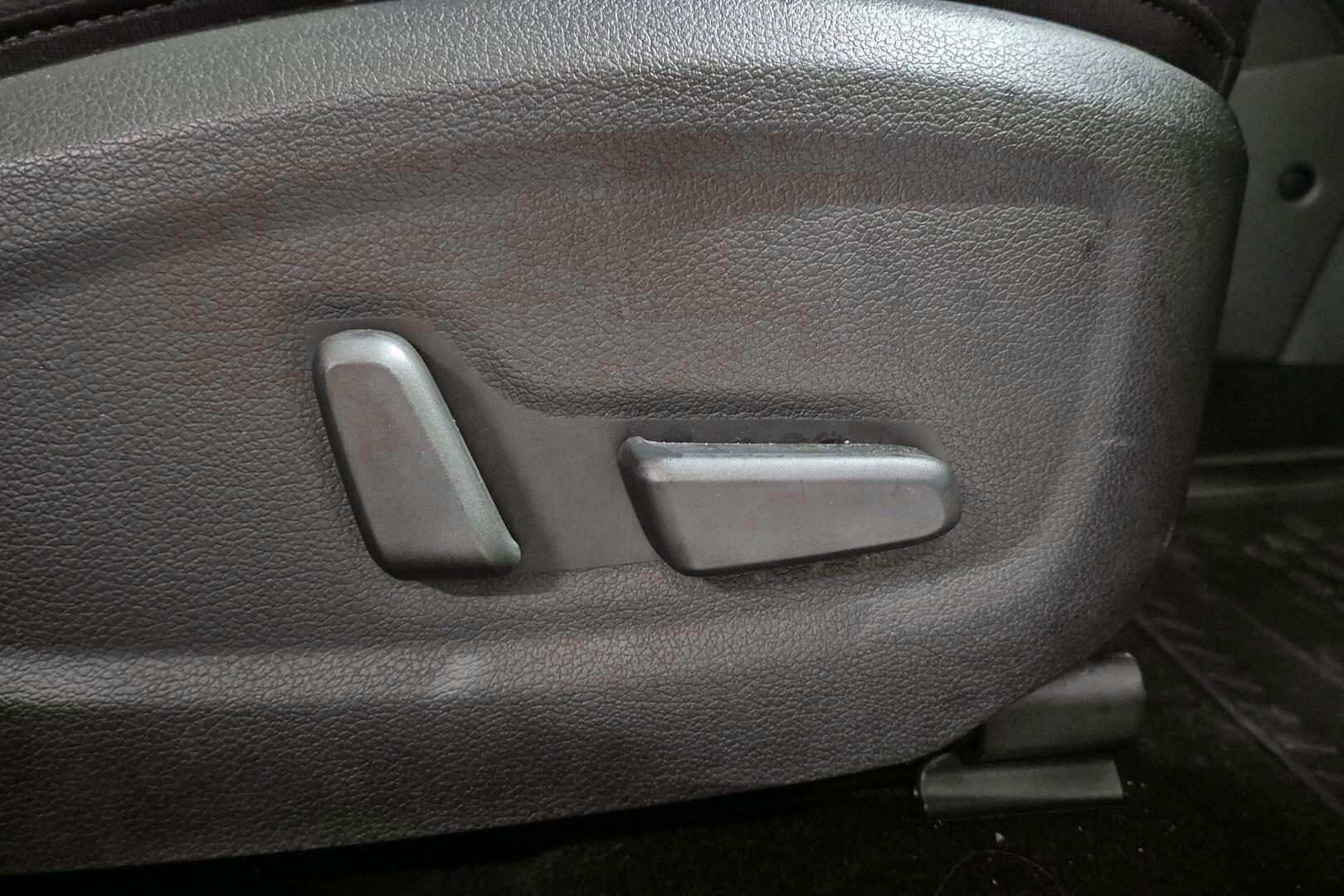 HYUNDAI KONA iso kuva 4