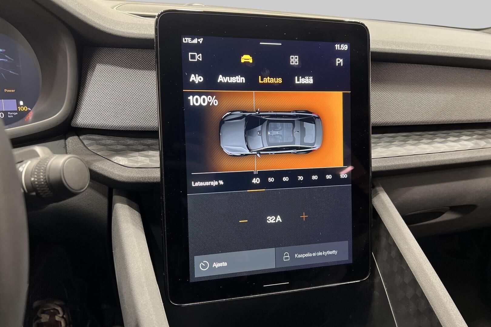 POLESTAR 2 iso kuva 17