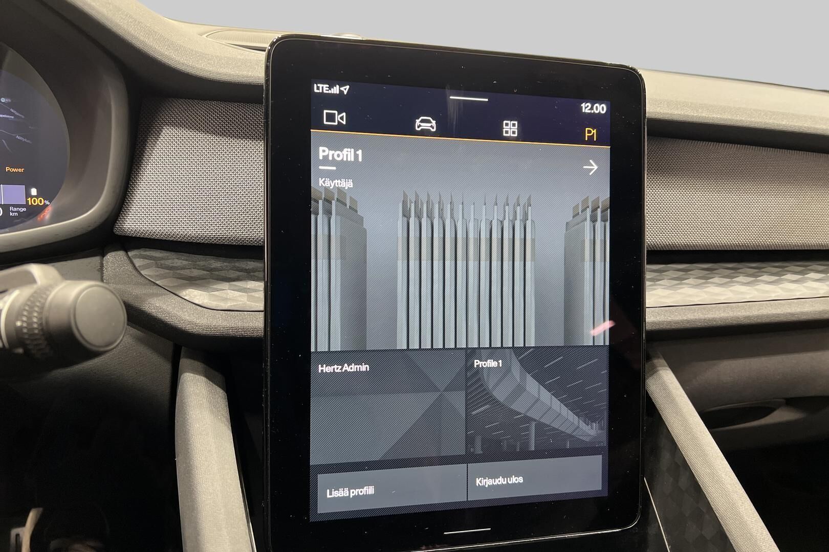 POLESTAR 2 iso kuva 21